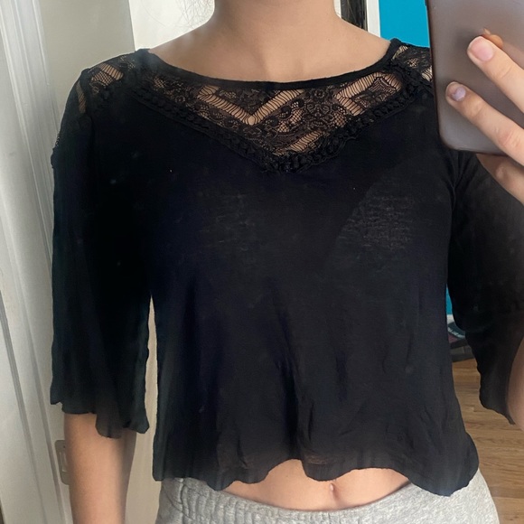 Black flowy top Charlotte Russe - Picture 4 of 4